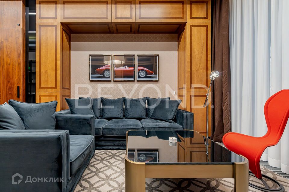 Продаётся 1-комнатная квартира, 83.7 м²