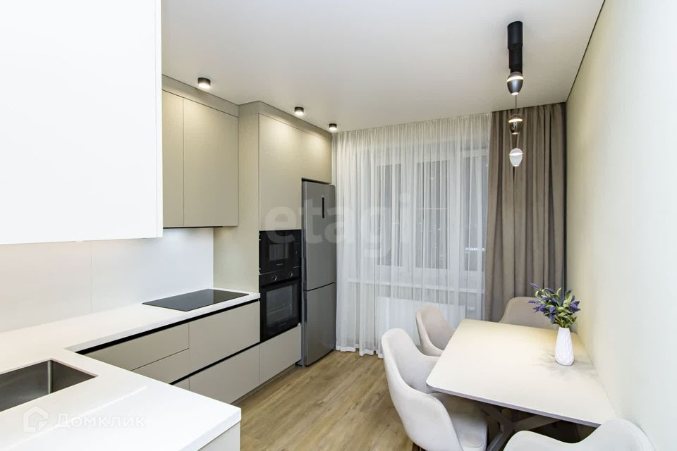 Продаётся 2-комнатная квартира, 58.2 м²