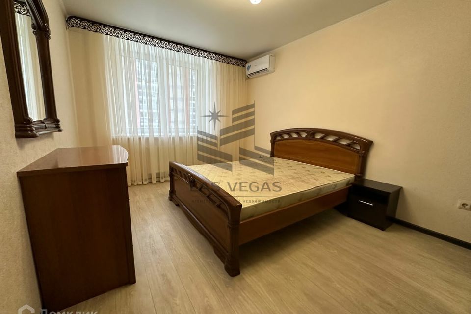 Сдаётся 2-комнатная квартира, 68 м²