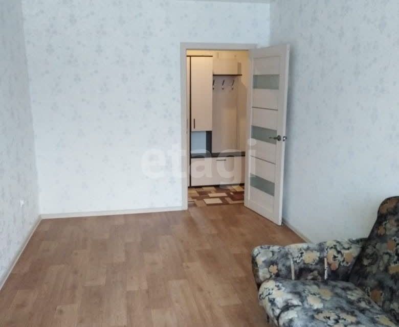 Продаётся 1-комнатная квартира, 38.3 м²