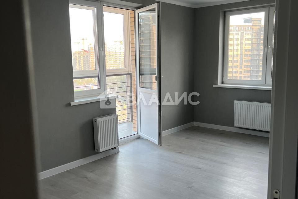 Продаётся 1-комнатная квартира, 38.2 м²
