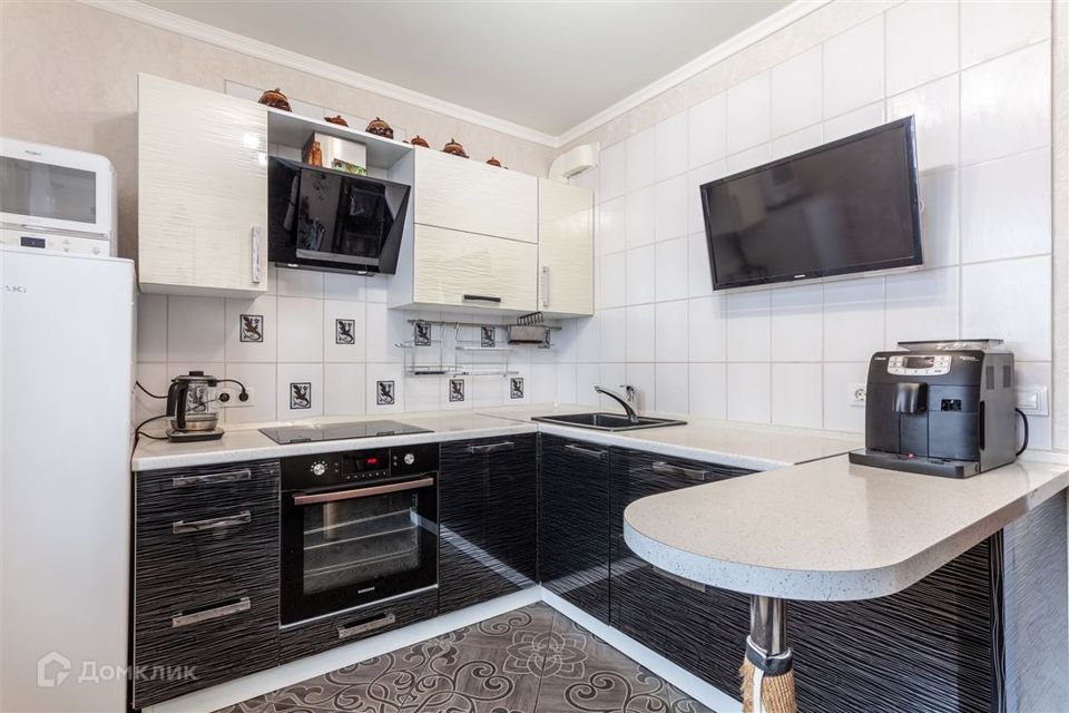 Продаётся 4-комнатная квартира, 91 м²