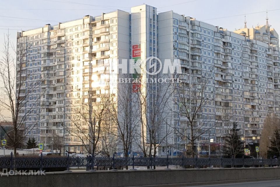 Продаётся 3-комнатная квартира, 72.3 м²