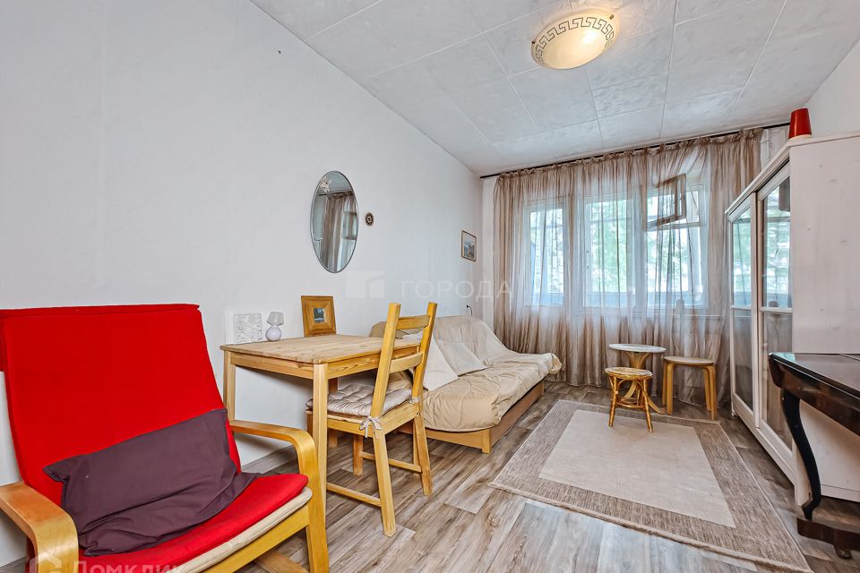 Продаётся 3-комнатная квартира, 61.5 м²