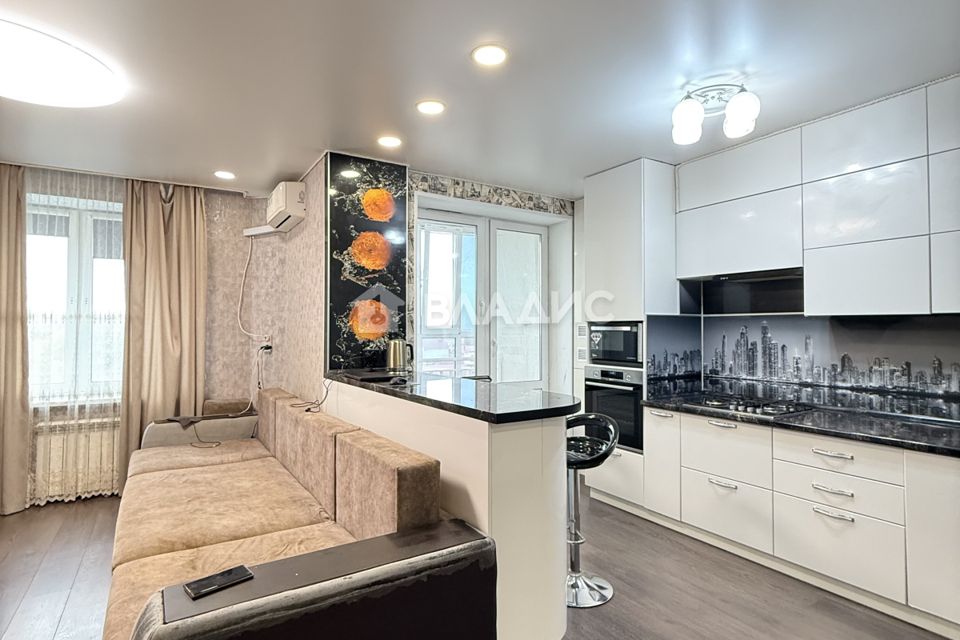 Продаётся 3-комнатная квартира, 77.7 м²