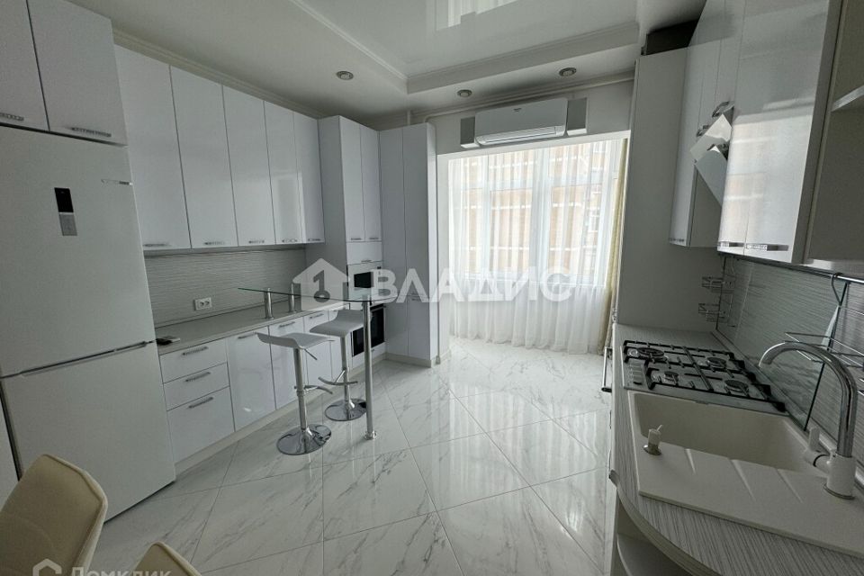 Продаётся 3-комнатная квартира, 100.5 м²