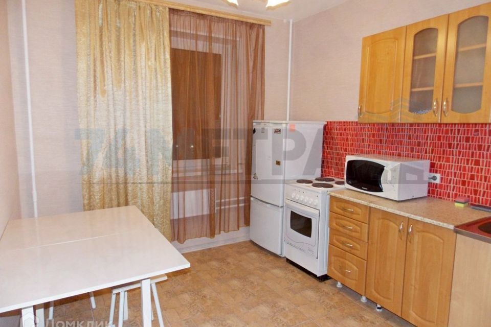 Сдаётся 1-комнатная квартира, 43 м²