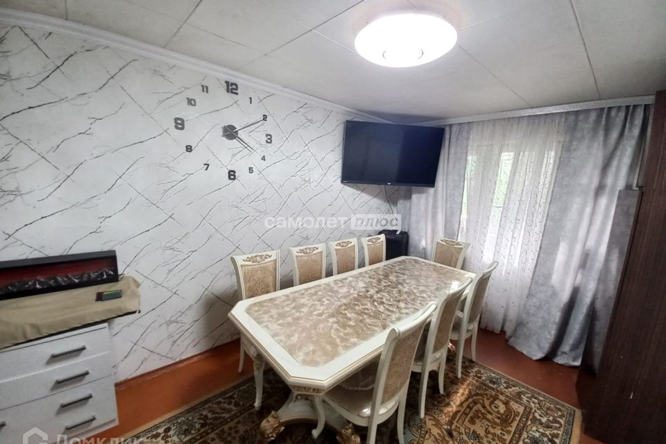 Продаётся 3-комнатная квартира, 56.5 м²