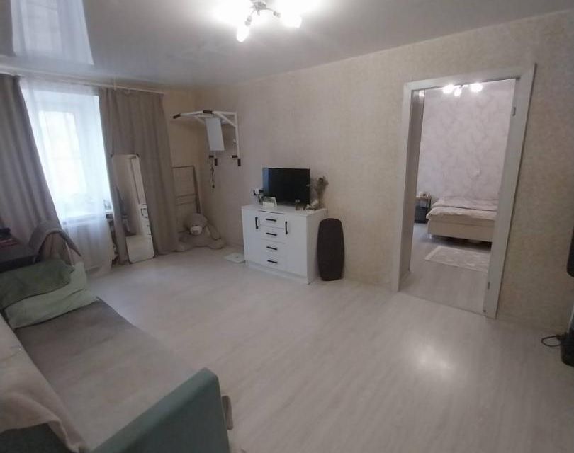 Продаётся 2-комнатная квартира, 43 м²
