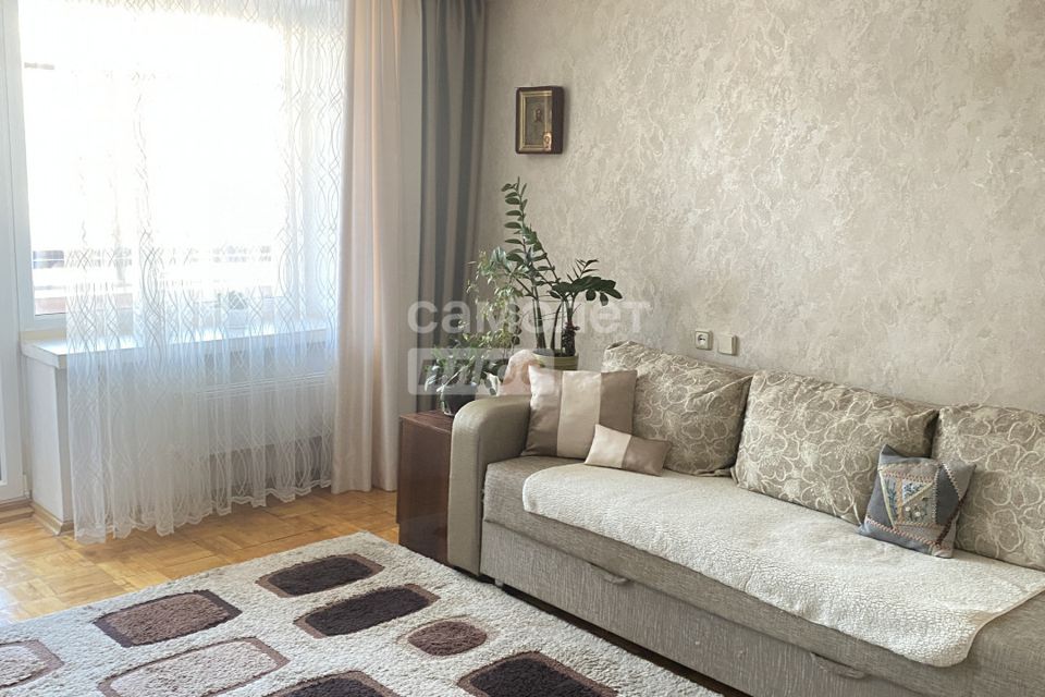 Продаётся 3-комнатная квартира, 60 м²