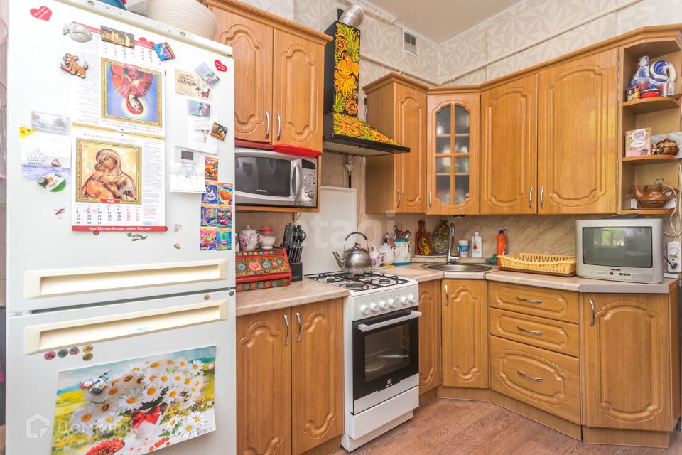 Продаётся 3-комнатная квартира, 58.7 м²