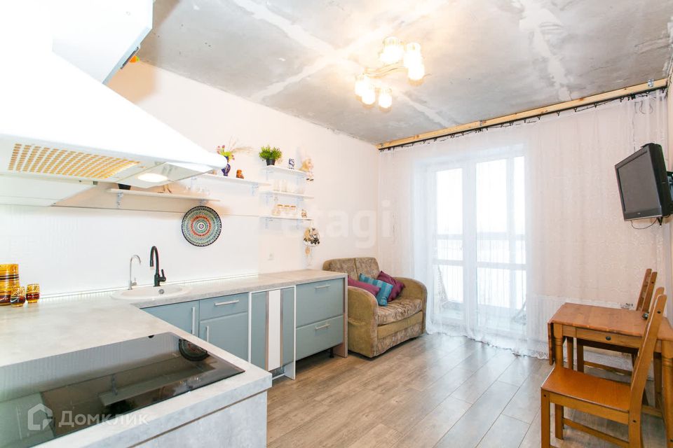 Продаётся 2-комнатная квартира, 65.7 м²