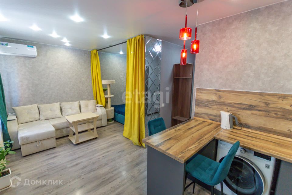 Продаётся комната в 1-комн. квартире, 30.9 м²