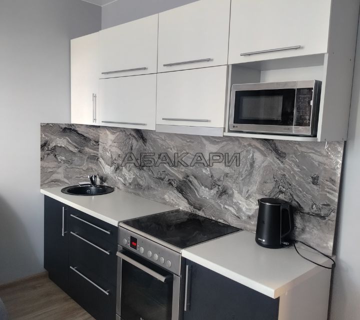 Сдаётся 1-комнатная квартира, 46 м²