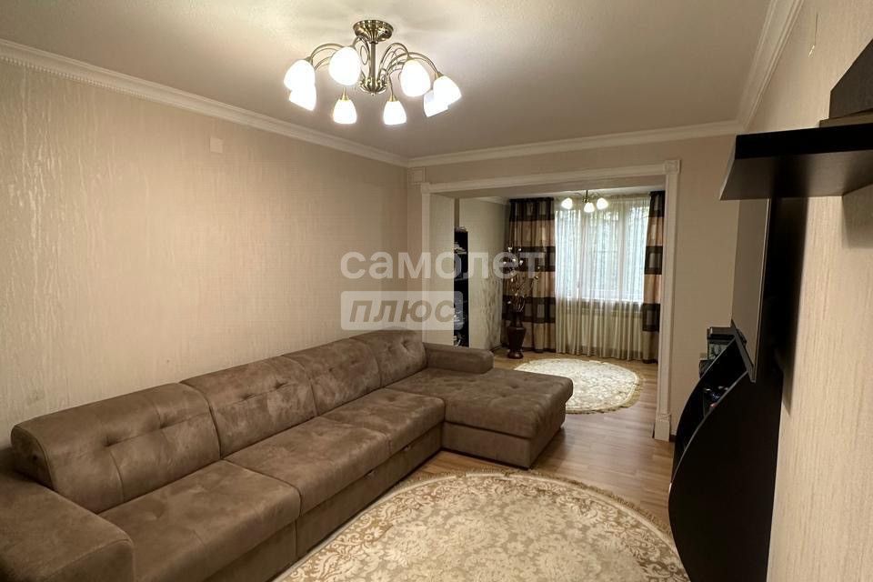 Продаётся 3-комнатная квартира, 74 м²
