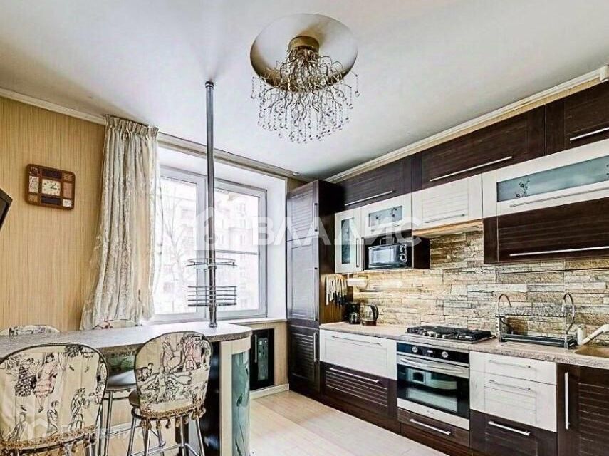 Продаётся 3-комнатная квартира, 95.7 м²