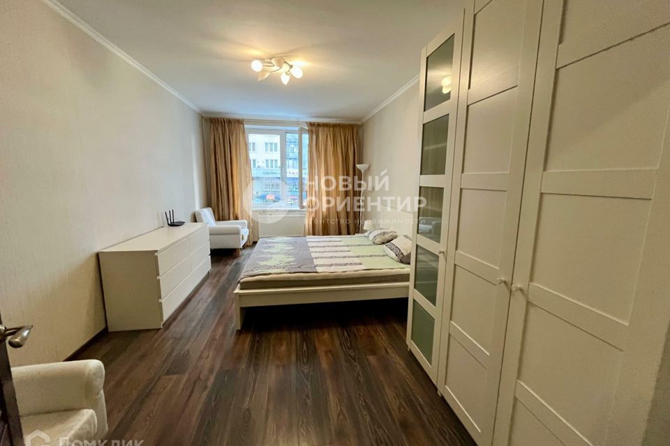 Сдаётся 2-комнатная квартира, 63.7 м²
