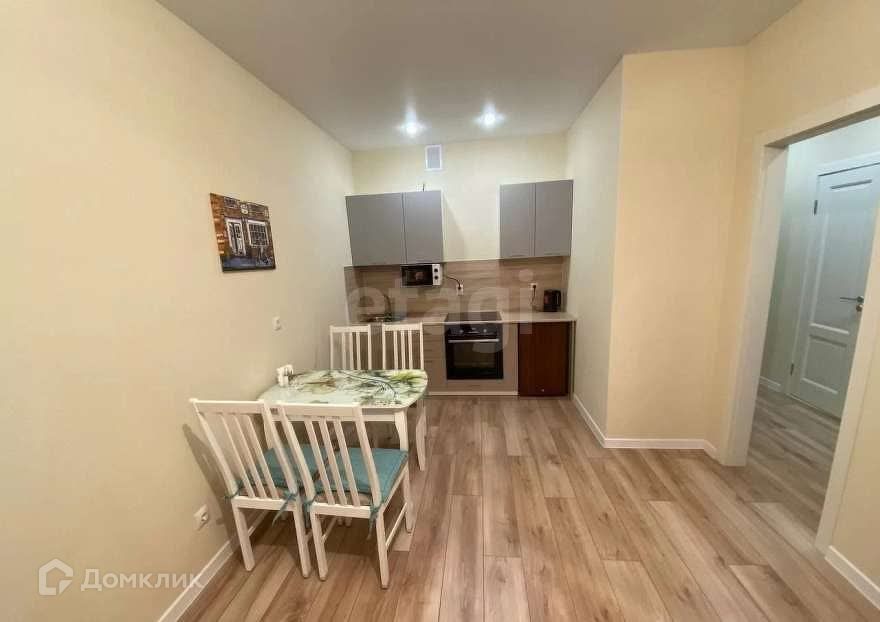 Сдаётся 1-комнатная квартира, 40 м²