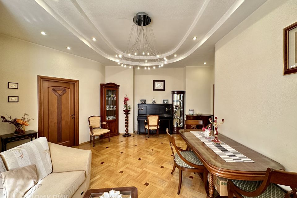 Продаётся 3-комнатная квартира, 94.7 м²