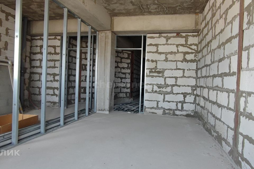 Продаётся 1-комнатная квартира, 52 м²