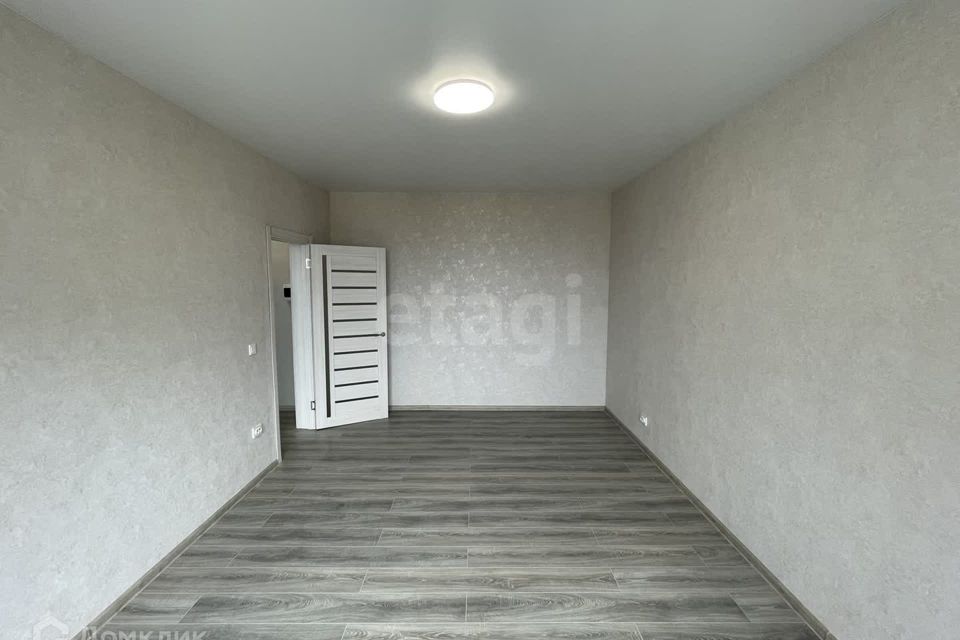 Продаётся 1-комнатная квартира, 38.1 м²