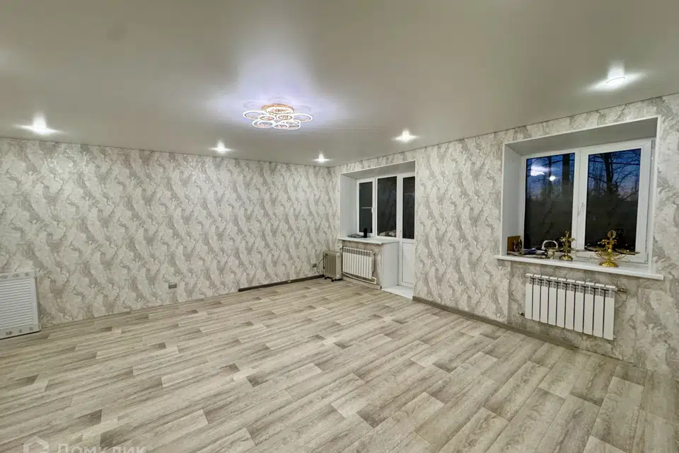 Продаётся 4-комнатная квартира, 90 м²