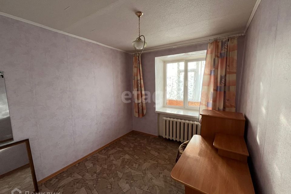 Продаётся 4-комнатная квартира, 76.3 м²
