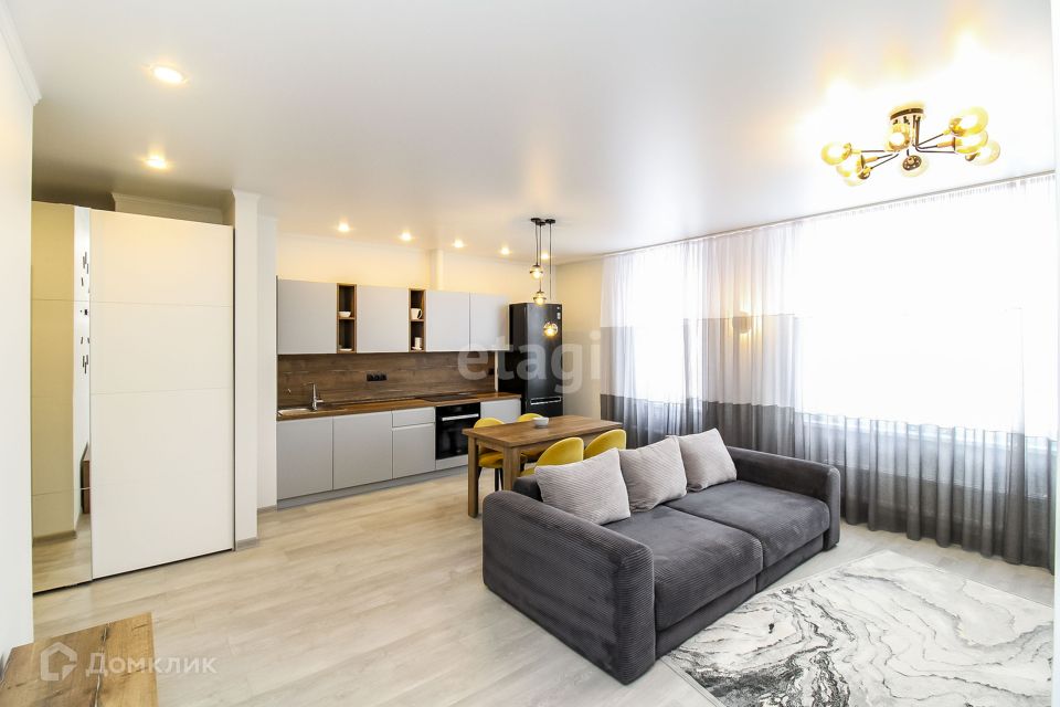 Сдаётся 2-комнатная квартира, 71 м²