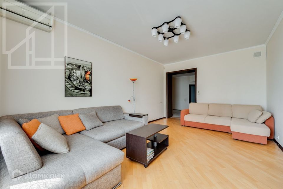 Сдаётся 4-комнатная квартира, 89 м²