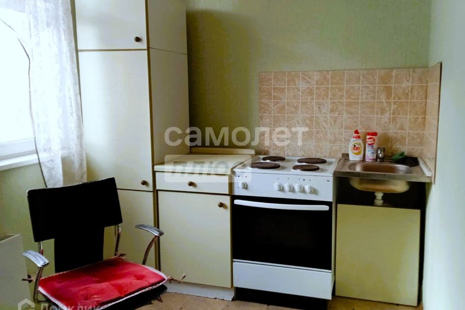 Продаётся 1-комнатная квартира, 37.8 м²