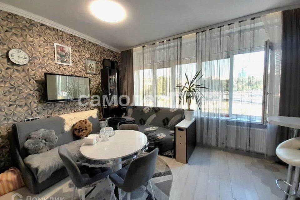 Продаётся 2-комнатная квартира, 73.1 м²