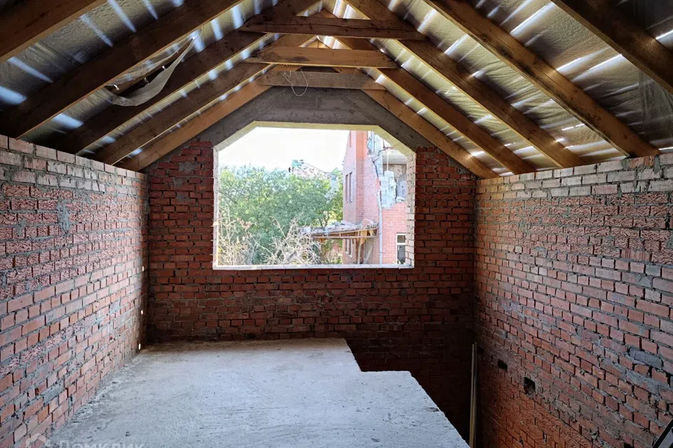 Продаётся 2-этажный дом, 150 м²