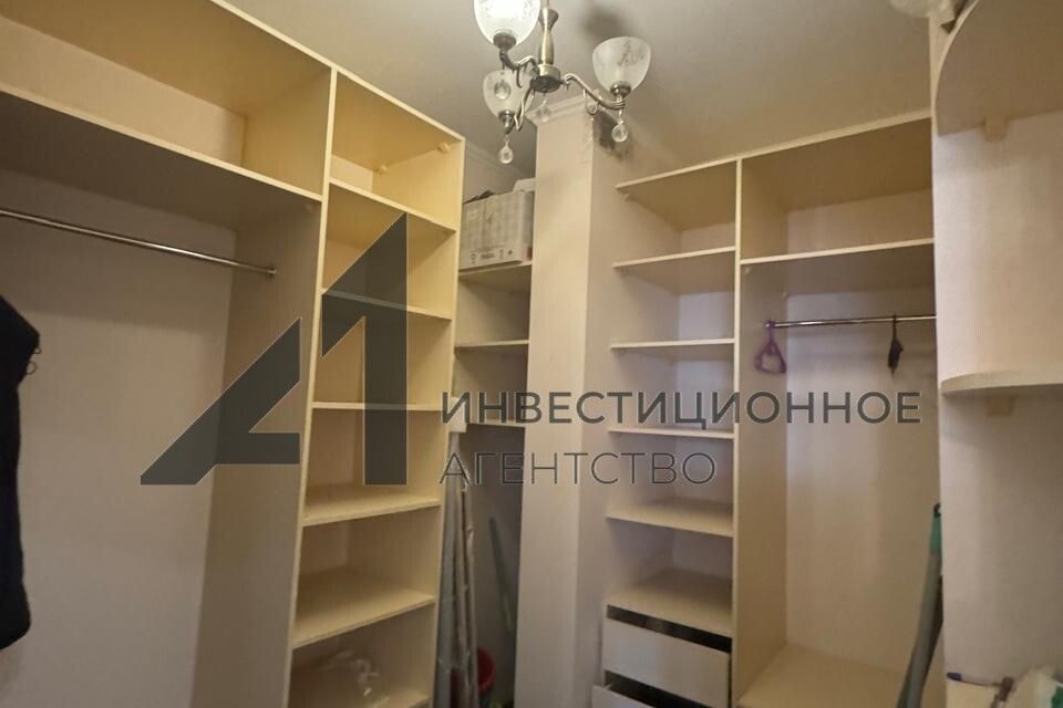 Сдаётся 3-комнатная квартира, 90 м²