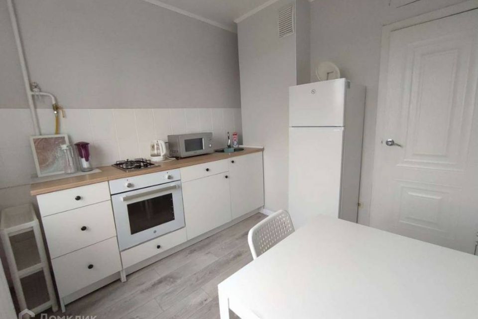 Сдаётся 1-комнатная квартира, 35 м²