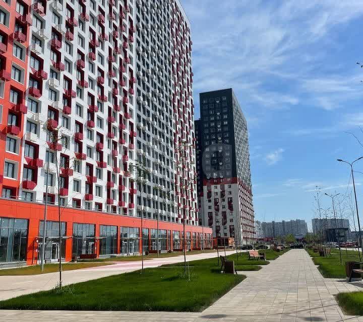 Продаётся 2-комнатная квартира, 70.7 м²