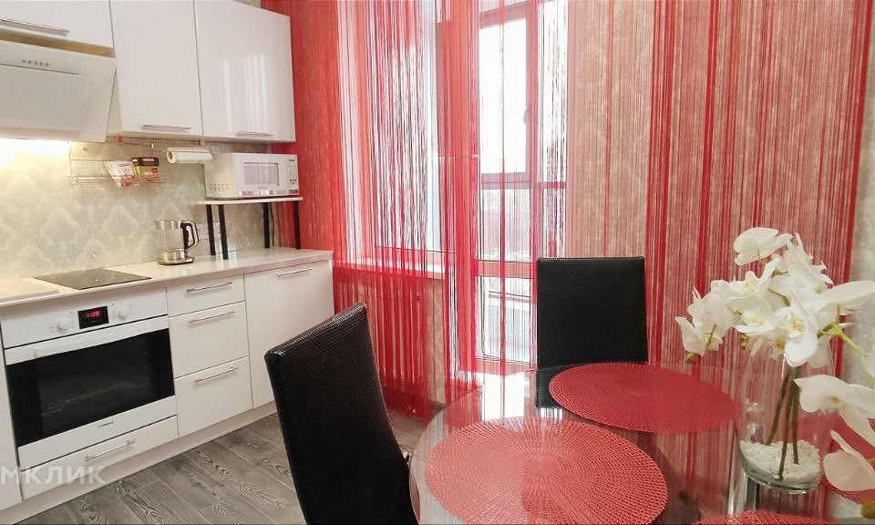Продаётся 2-комнатная квартира, 56.8 м²