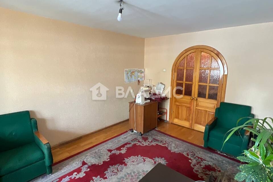 Продаётся 4-комнатная квартира, 81 м²