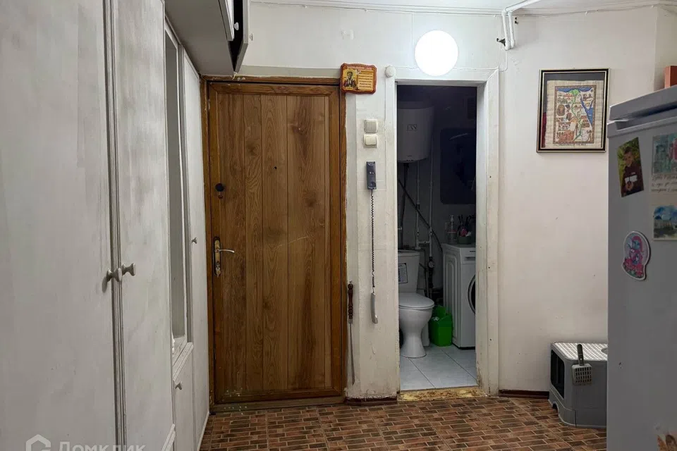 Продаётся 3-комнатная квартира, 56.1 м²