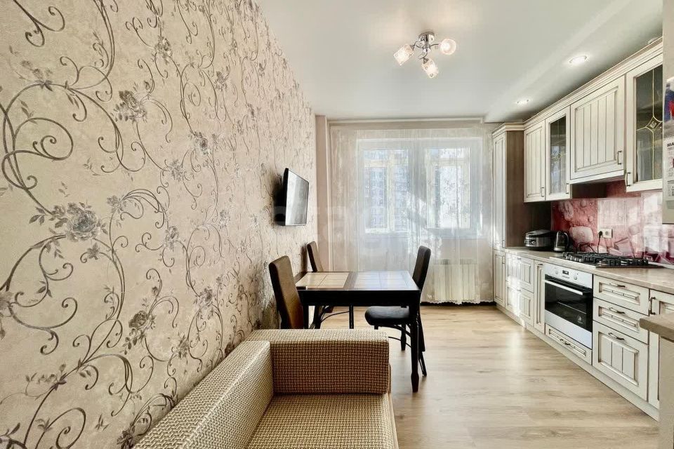 Продаётся 1-комнатная квартира, 40.8 м²