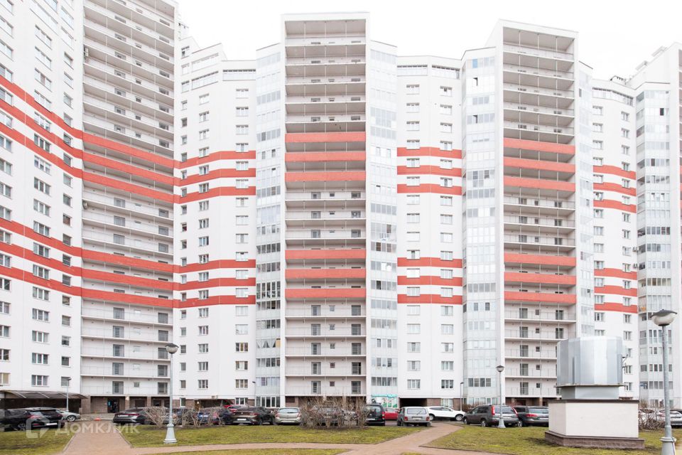 Продаётся 2-комнатная квартира, 81 м²