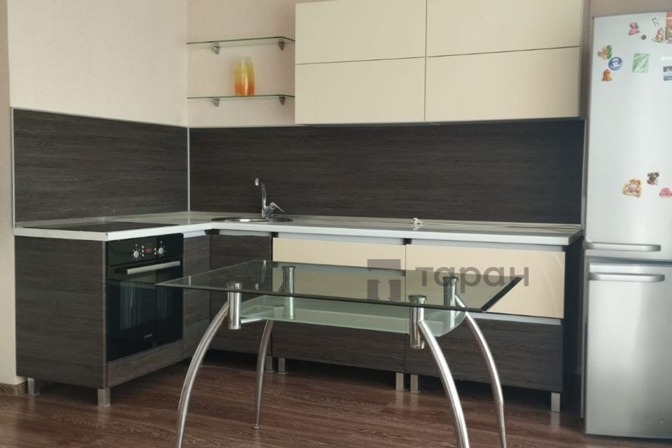 Продаётся 1-комнатная квартира, 52.3 м²