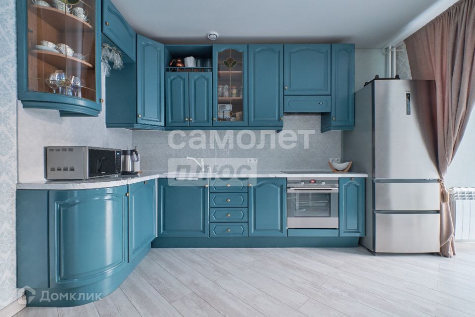 Продаётся 4-комнатная квартира, 90 м²