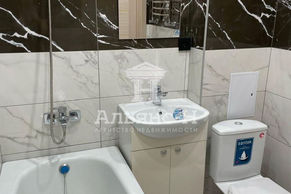 Продаётся 1-комнатная квартира, 44.2 м²