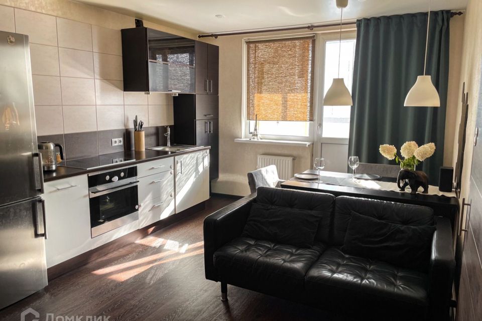 Продаётся 1-комнатная квартира, 42.4 м²