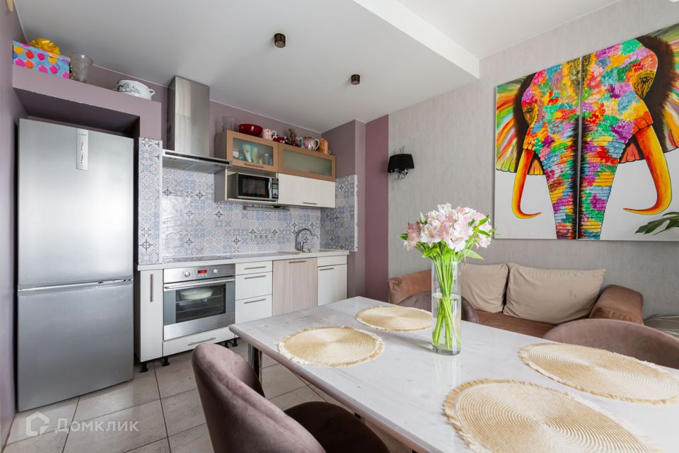 Продаётся 2-комнатная квартира, 53.8 м²