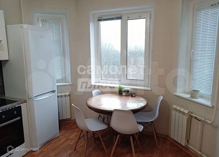 Продаётся 2-комнатная квартира, 58.2 м²