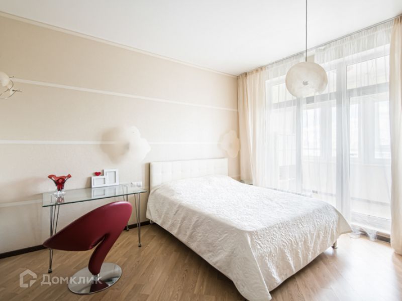 Сдаётся 2-комнатная квартира, 82 м²