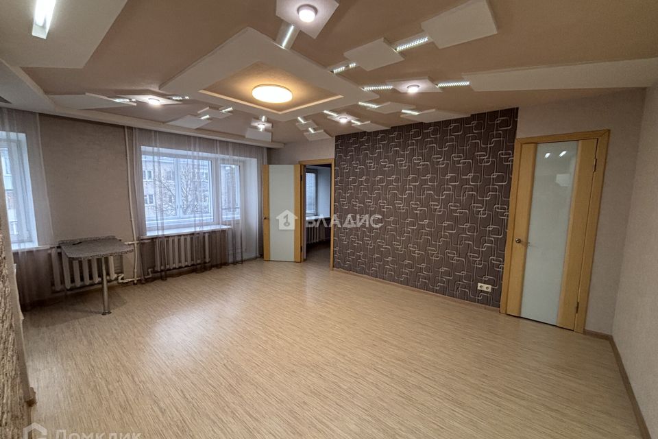 Продаётся 2-комнатная квартира, 42.1 м²