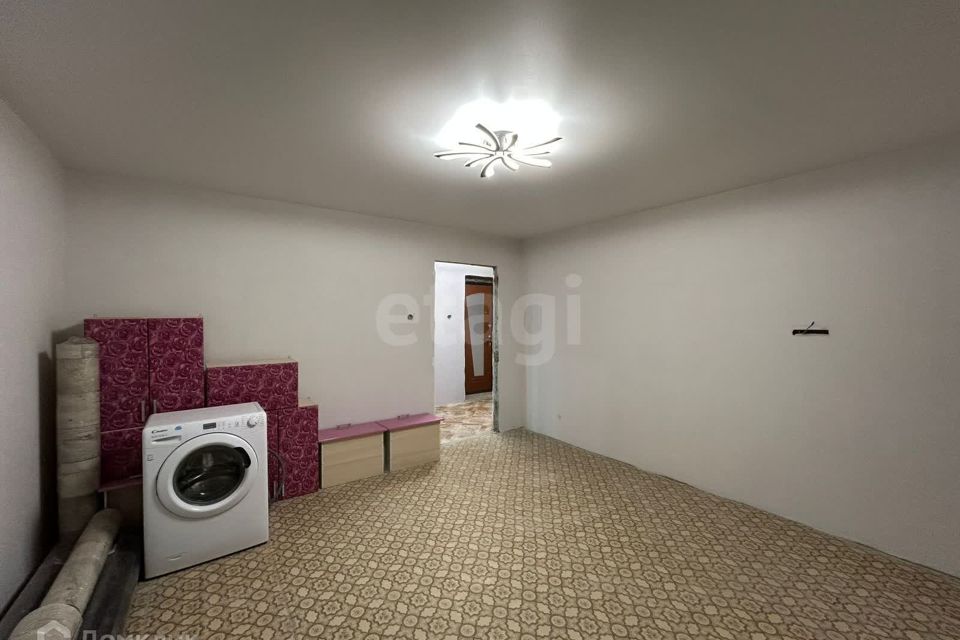 Продаётся 1-комнатная квартира, 37.4 м²
