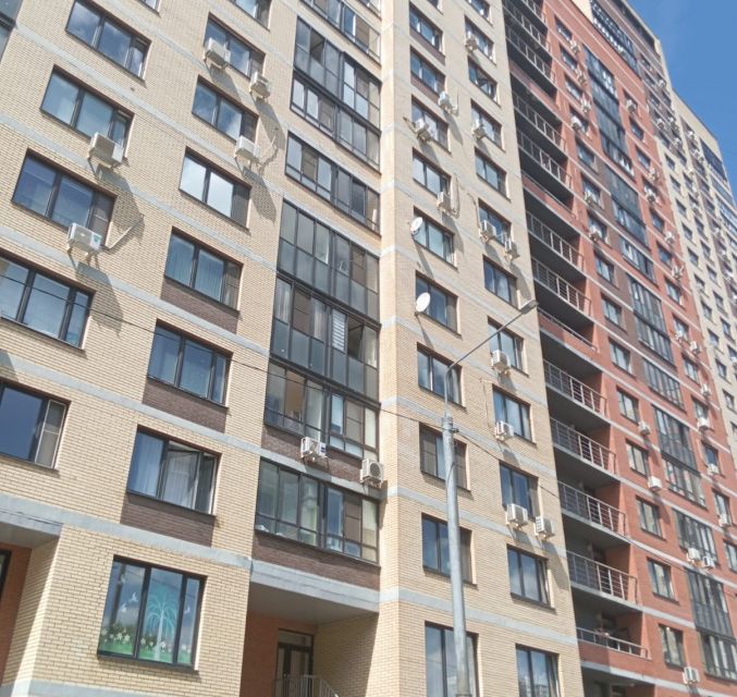 Продаётся 2-комнатная квартира, 55.7 м²